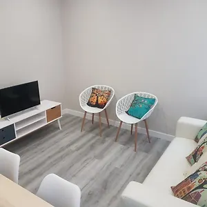 Acogedor Bien Ubicado En Apartamento